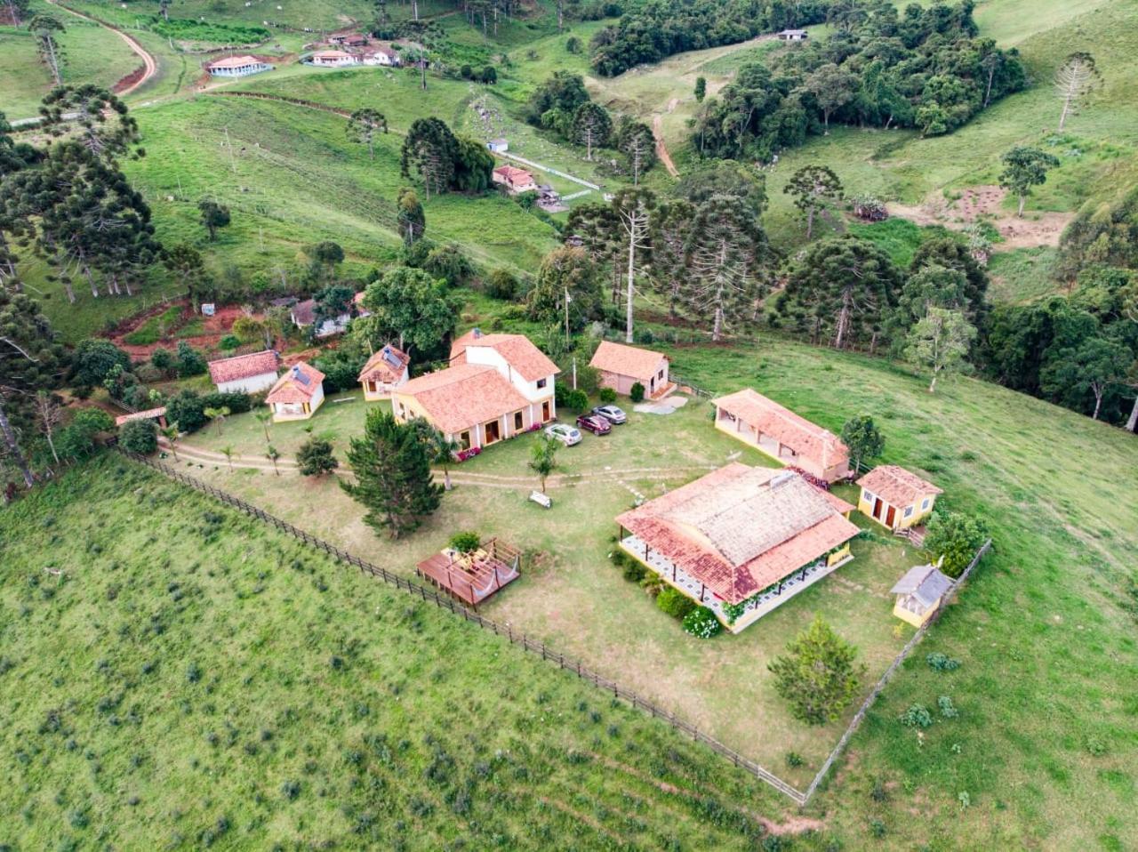 Pousada Trilha Do Ouro Alagoa Mg 外观 照片